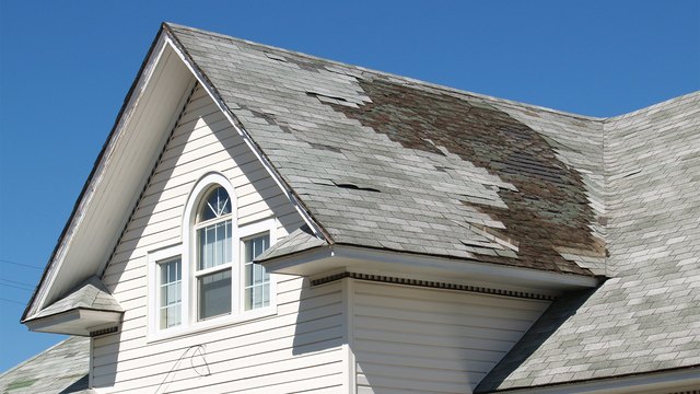 Roofing & Siding Contractors